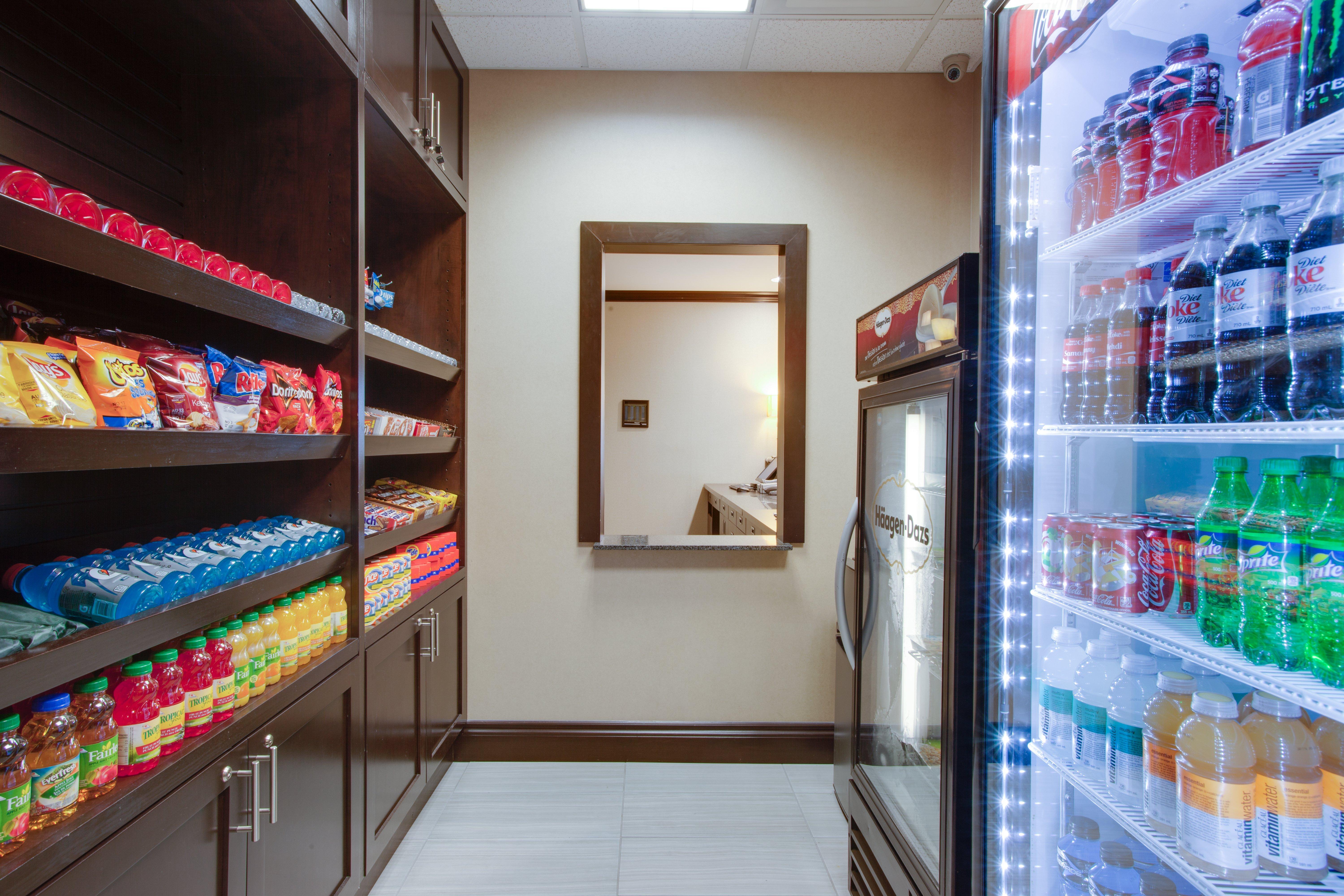 Express & East-orleans By Ihg Hotel 2*